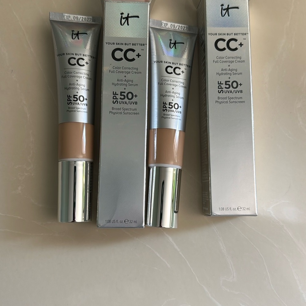 IT Cosmetics Tan Foundation CC Cream Full Coverage